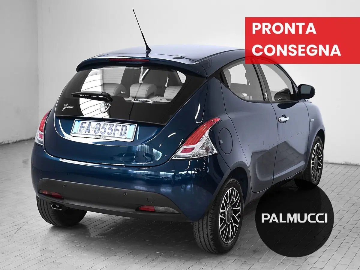 Lancia Ypsilon usata a Prato (3)