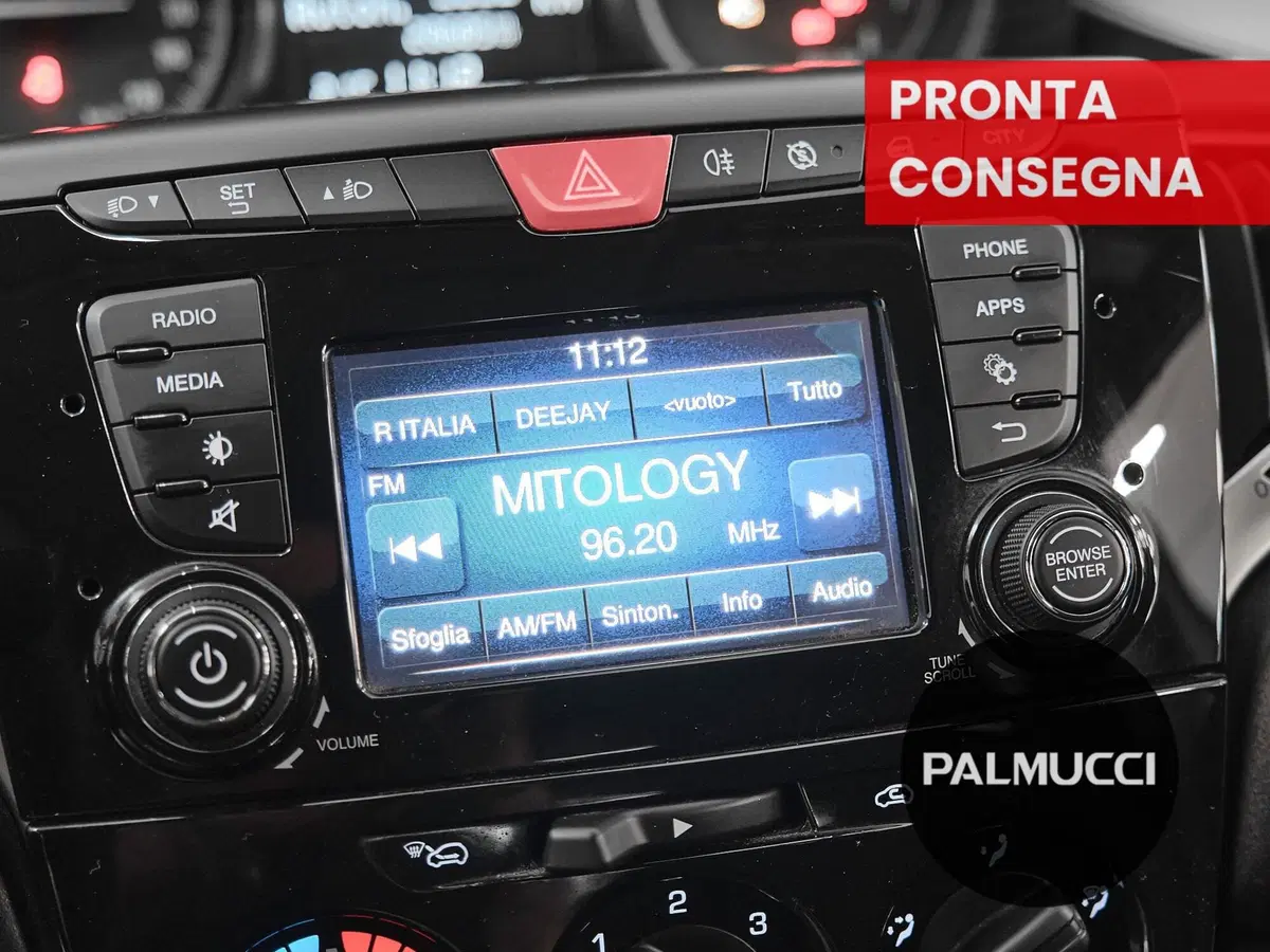 Lancia Ypsilon usata a Prato (17)