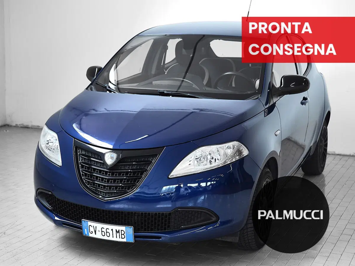 Lancia Ypsilon usata a Prato