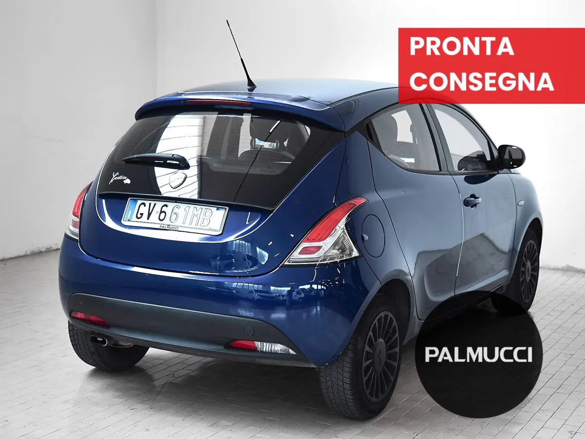 Lancia Ypsilon usata a Prato (3)