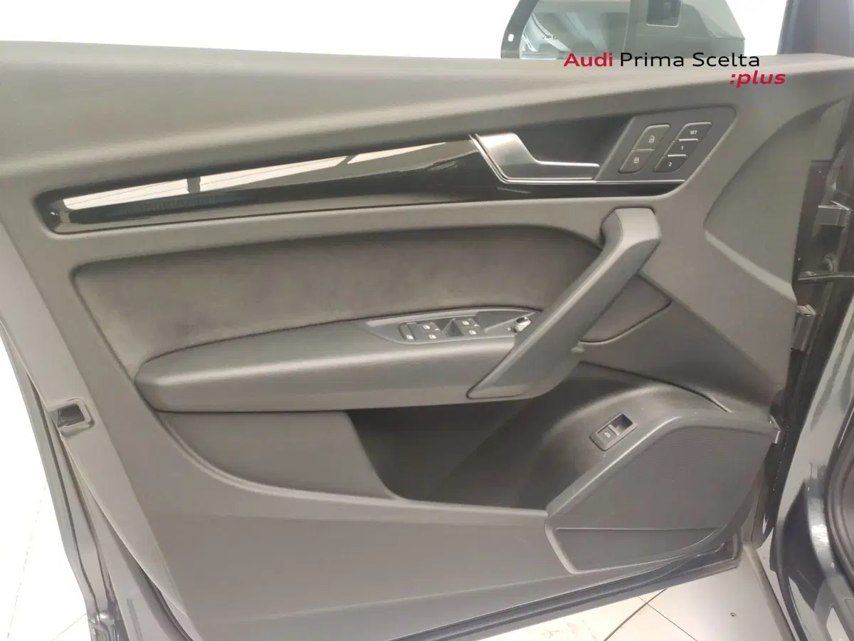 Audi Q4 Sportback usata a Avellino (17)