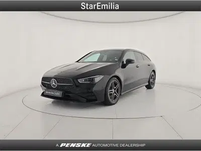 Mercedes-Benz CLA Shooting Brake 200 AMG Line Premium Plus auto del 2024 usata a Casalecchio di Reno