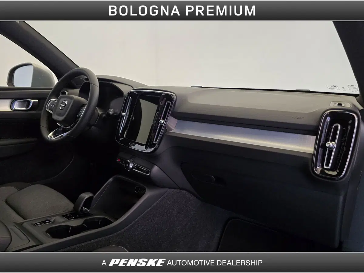 Volvo XC40 usata a Bologna (16)