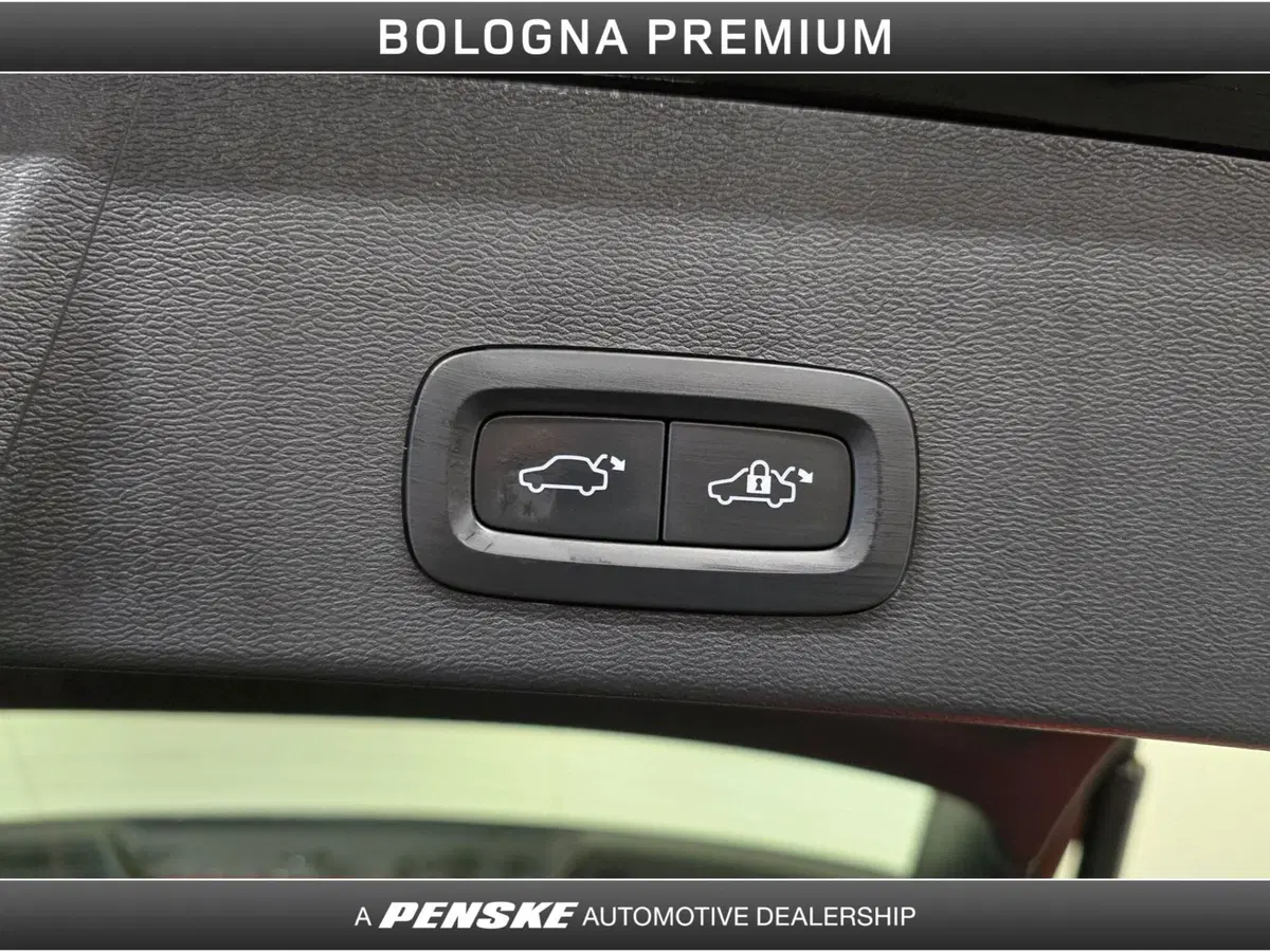Volvo XC40 usata a Bologna (11)