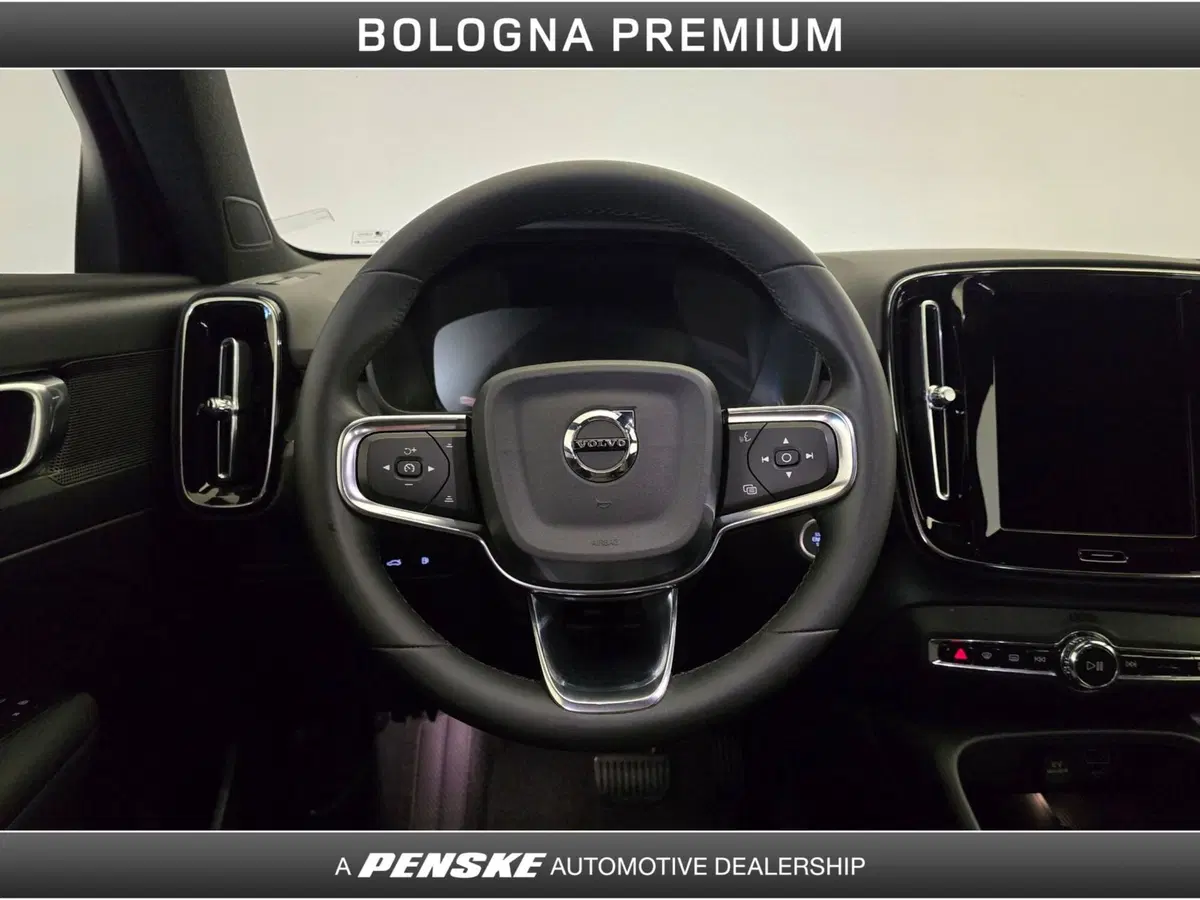 Volvo XC40 usata a Bologna (17)