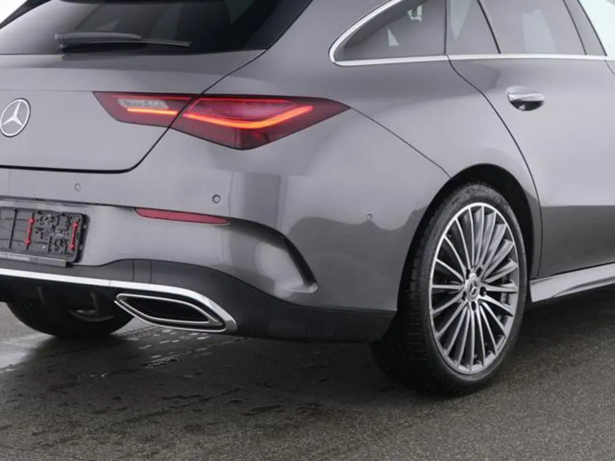 Mercedes-Benz CLA Shooting Brake usata a Milano (10)