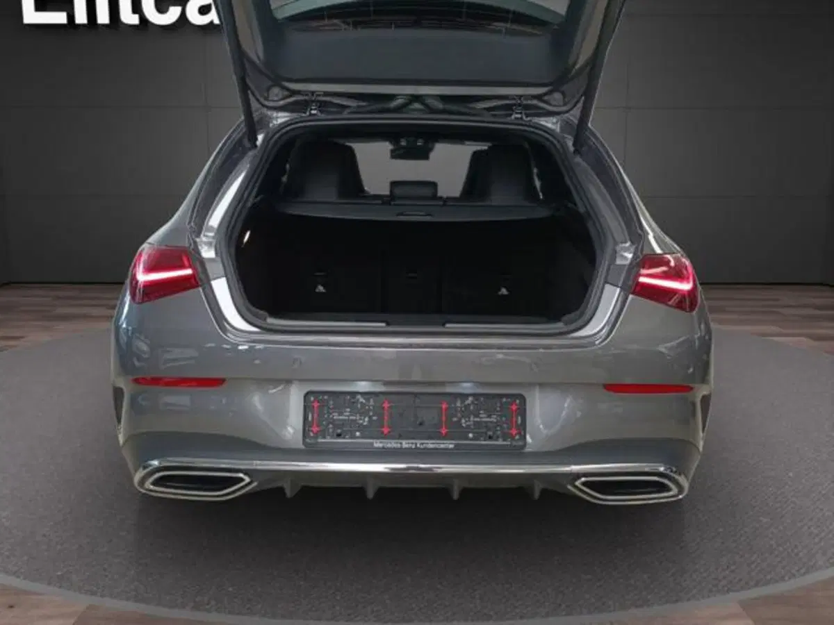 Mercedes-Benz CLA Shooting Brake usata a Milano (16)