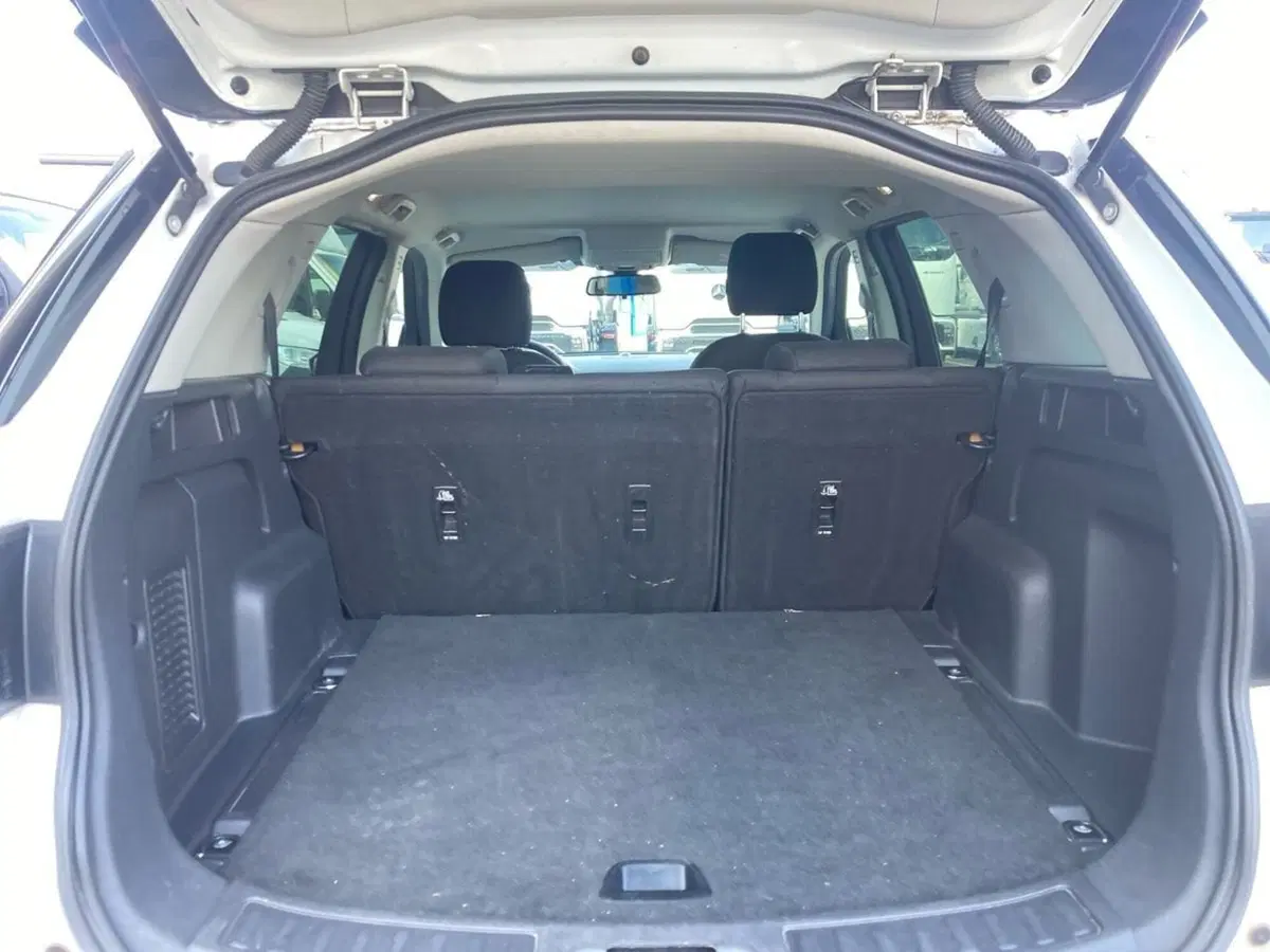 Land Rover Discovery Sport usata a Milano (8)
