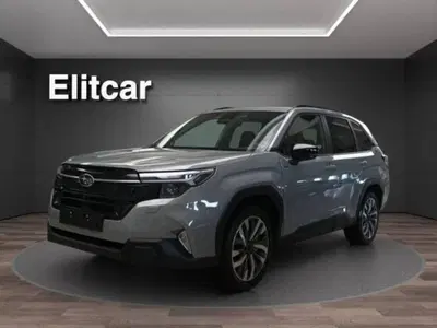 Subaru Forester 2.0 e-Boxer MHEV CVT Lineartronic Premium del 2026 usata a Magenta