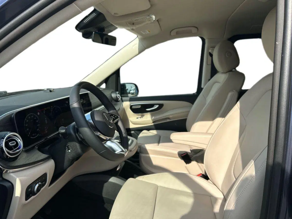 Mercedes-Benz Classe V usata a Milano (10)