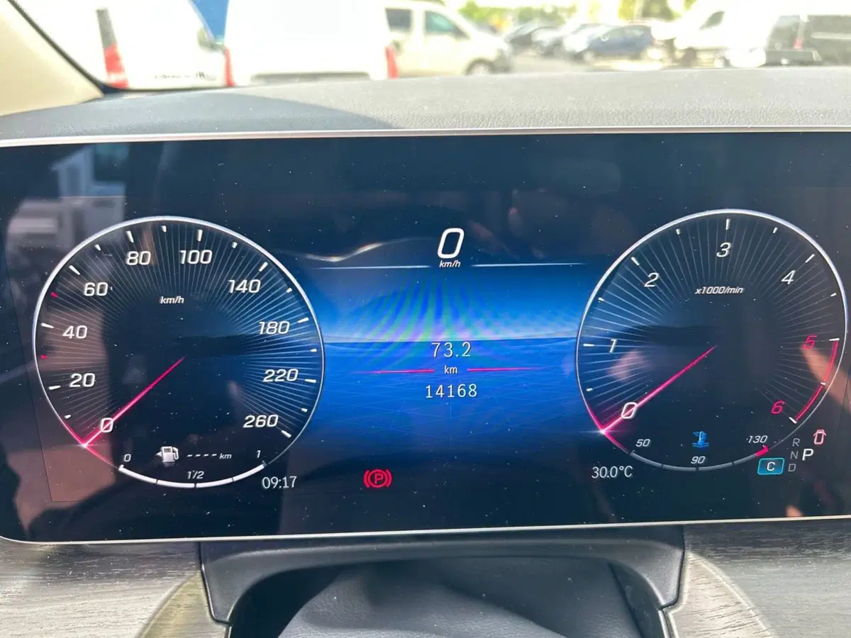 Mercedes-Benz Classe V usata a Milano (13)