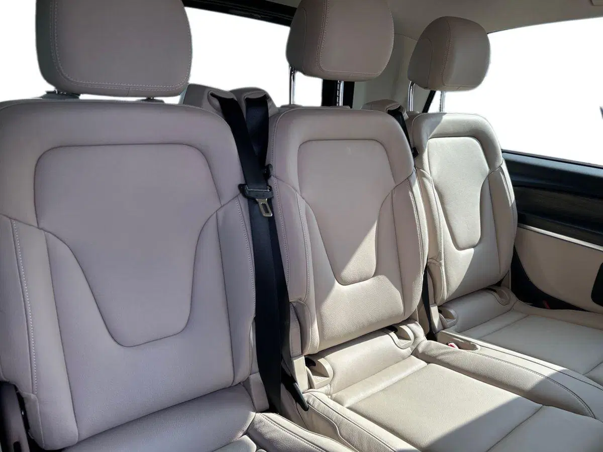 Mercedes-Benz Classe V usata a Milano (16)