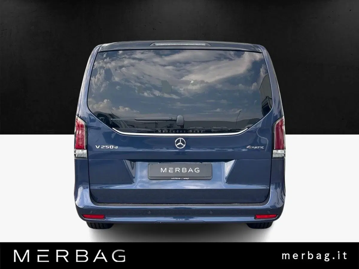 Mercedes-Benz Classe V usata a Milano (4)