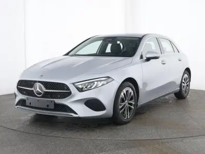 Mercedes-Benz Classe A Sedan 180 Progressive Advanced Plus auto del 2025 usata a Magenta