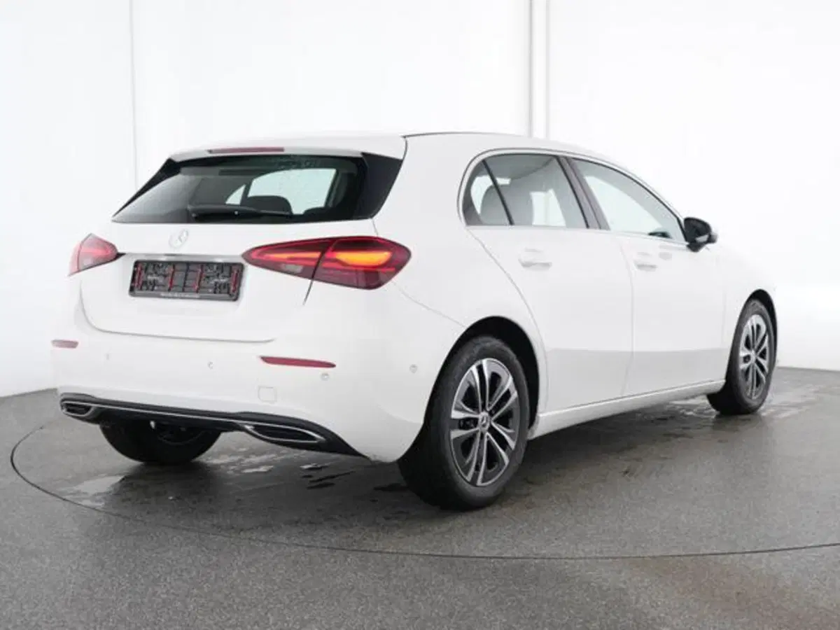 Mercedes-Benz Classe A Sedan usata a Milano (3)
