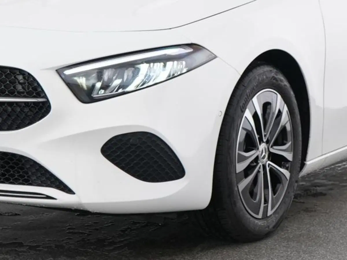 Mercedes-Benz Classe A Sedan usata a Milano (6)