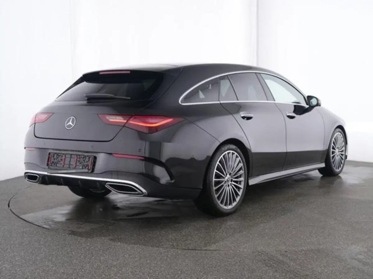 Mercedes-Benz CLA Shooting Brake usata a Milano (3)