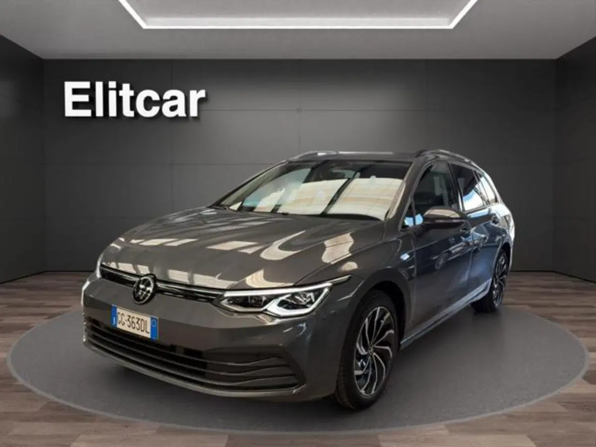 Volkswagen Golf Variant usata a Milano