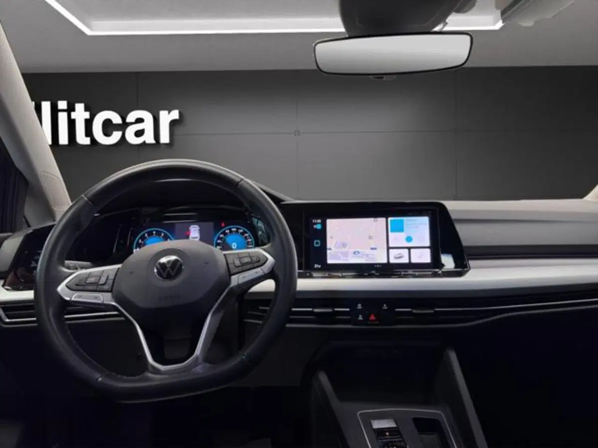 Volkswagen Golf Variant usata a Milano (9)