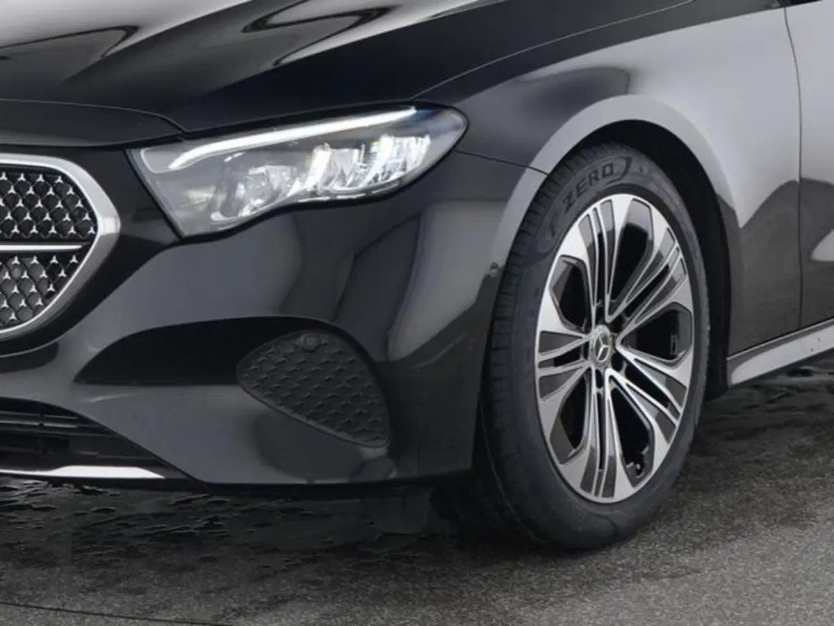 Mercedes-Benz Classe E usata a Milano (10)