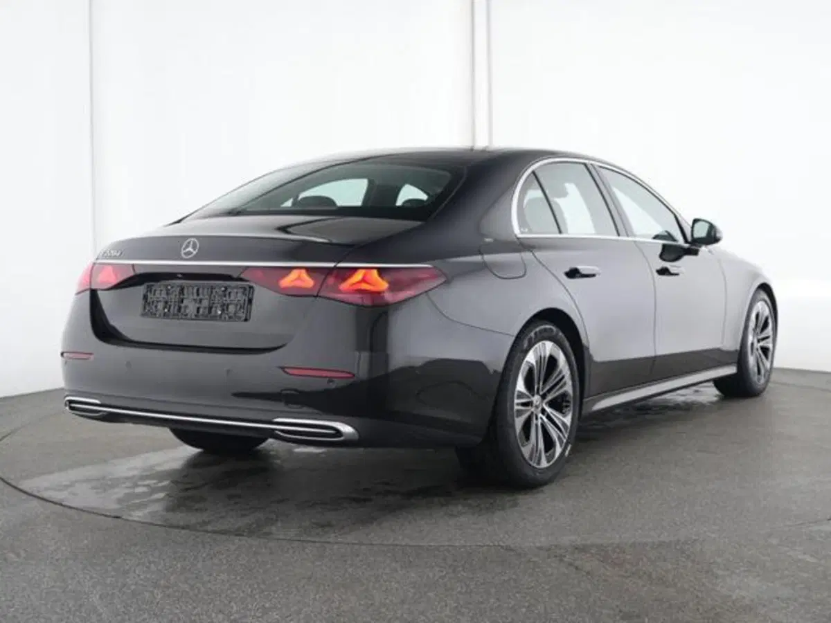 Mercedes-Benz Classe E usata a Milano (3)
