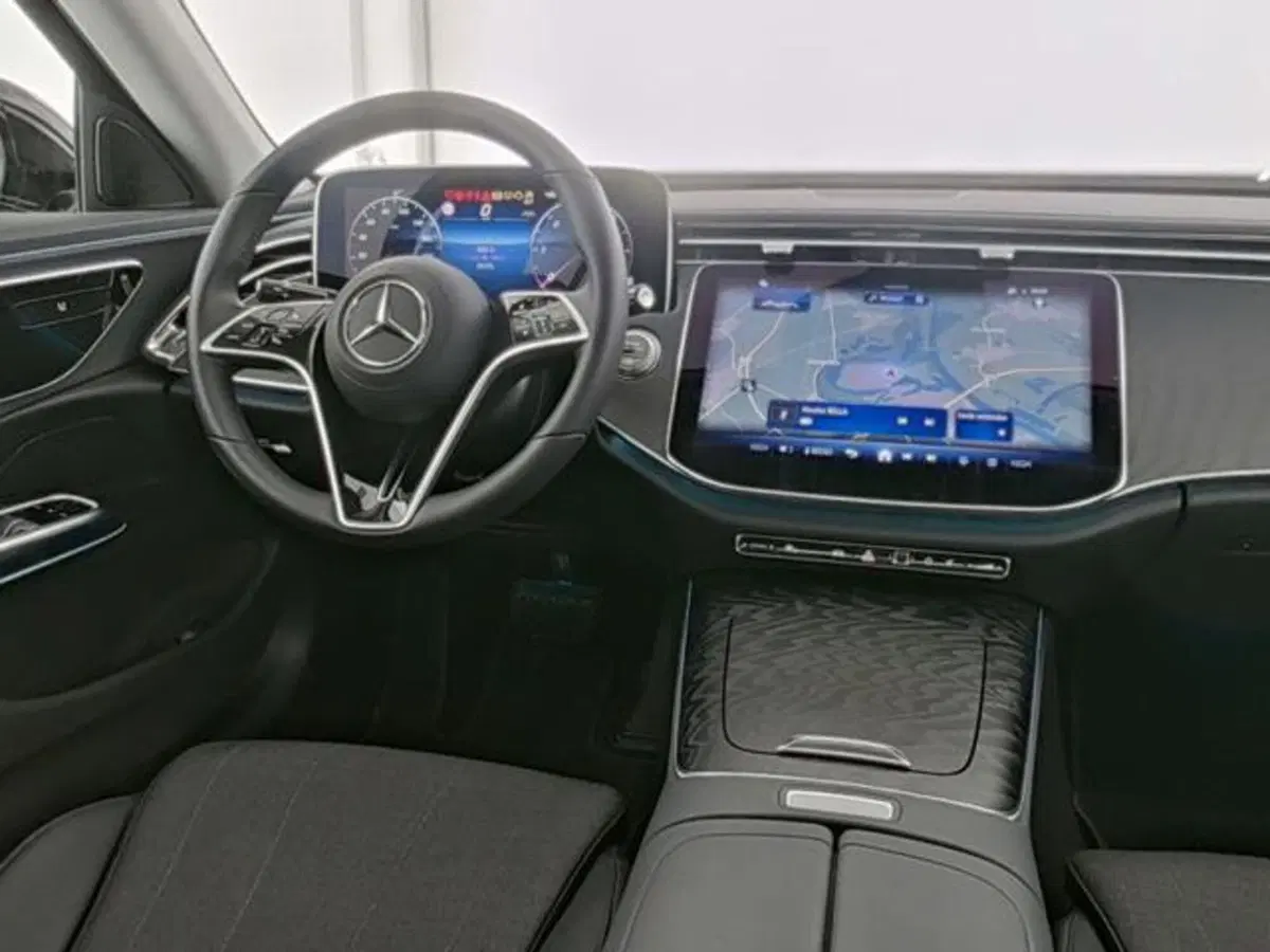Mercedes-Benz Classe E usata a Milano (5)