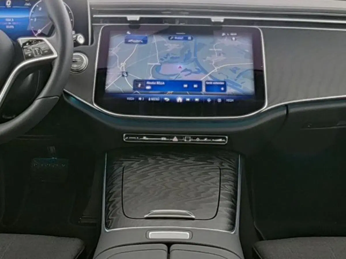 Mercedes-Benz Classe E usata a Milano (7)