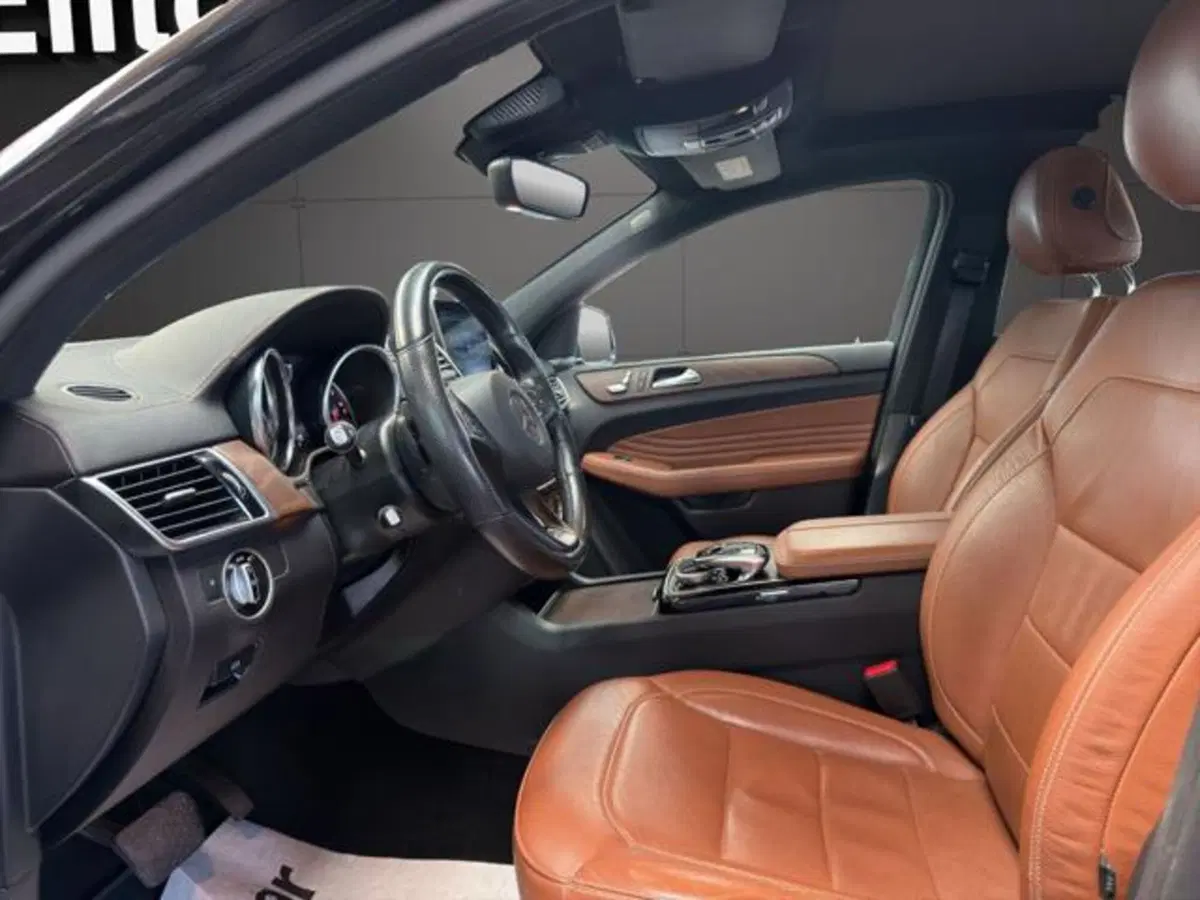 Mercedes-Benz GLE Coupé usata a Milano (10)