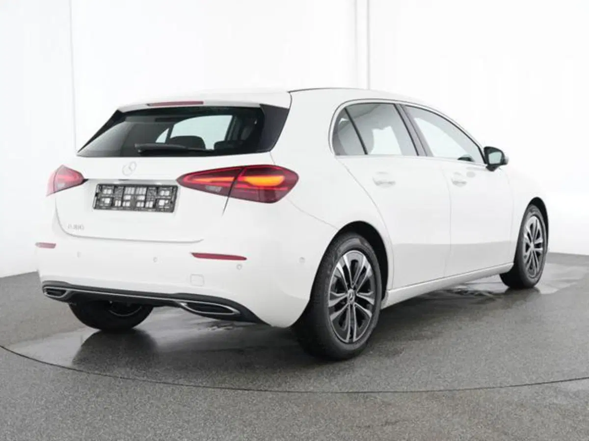 Mercedes-Benz Classe A Sedan usata a Milano (3)