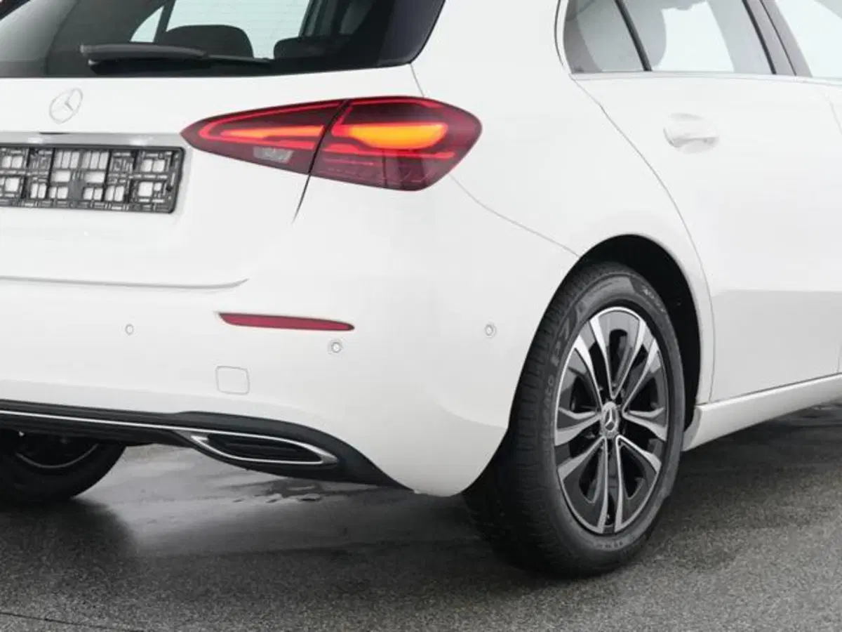 Mercedes-Benz Classe A Sedan usata a Milano (5)