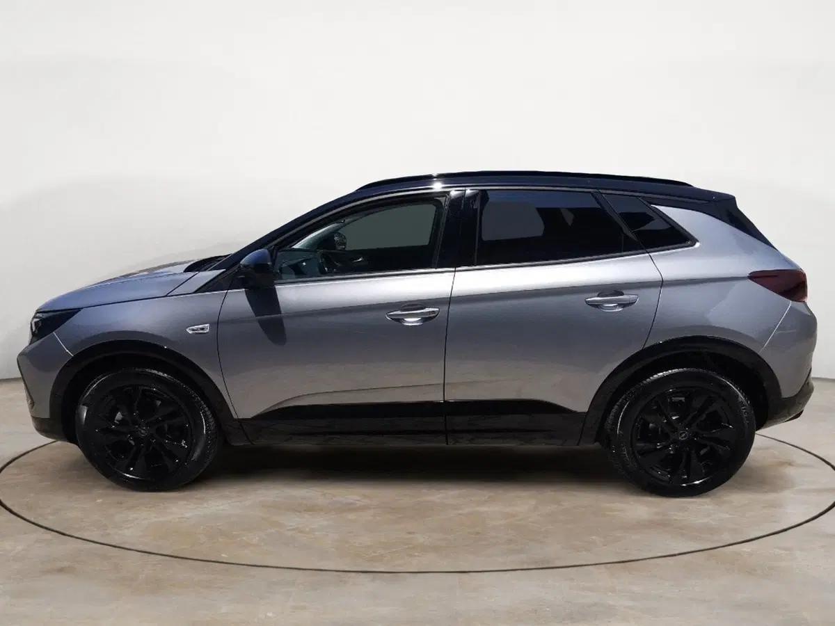 Opel Grandland usata a Brindisi (3)