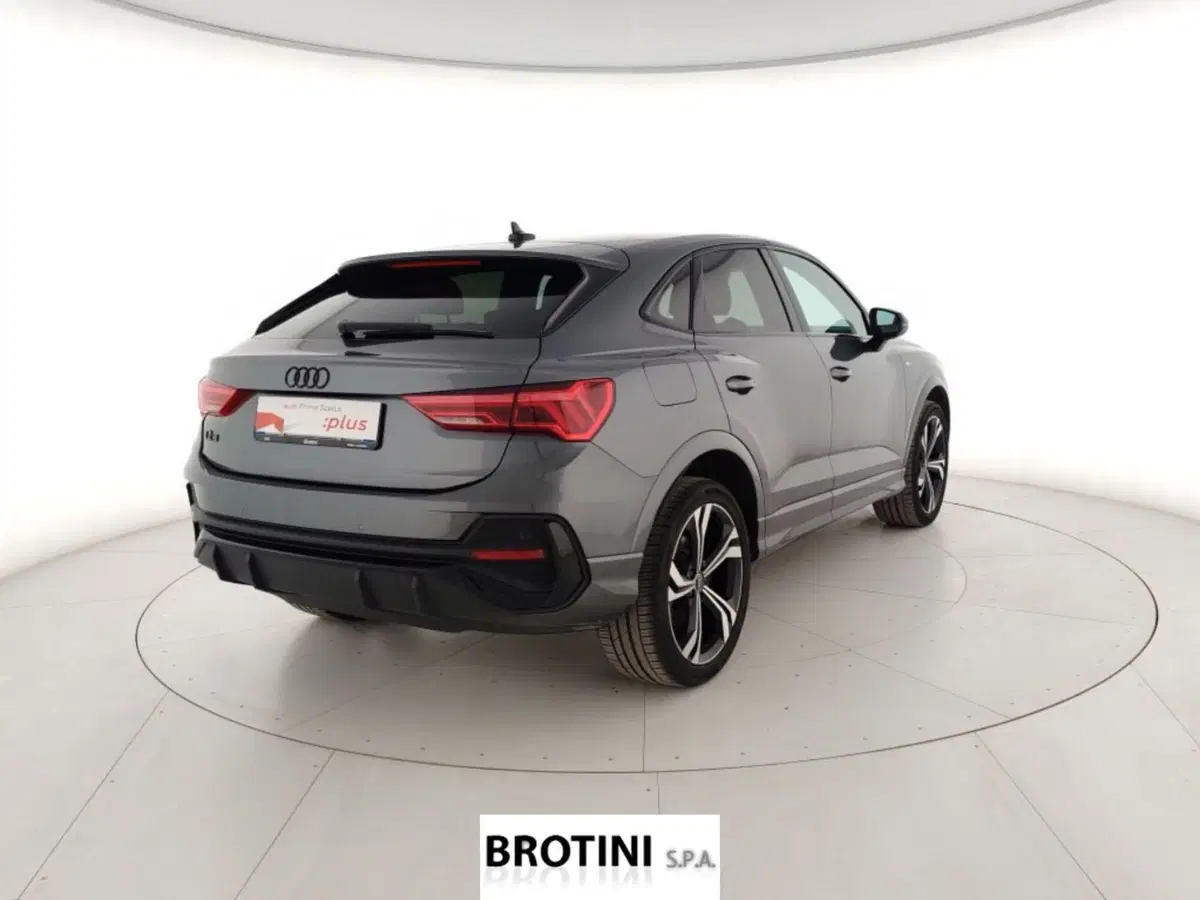Audi Q3 Sportback usata a Massa-Carrara (3)
