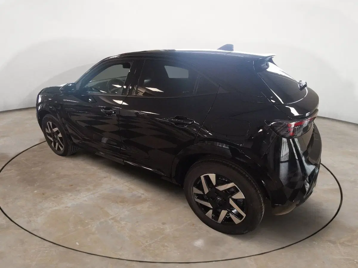 Opel Mokka nuova a Brindisi (3)