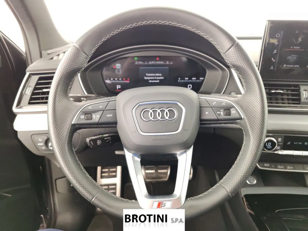 Audi Q4 Sportback usata a Massa-Carrara (14)