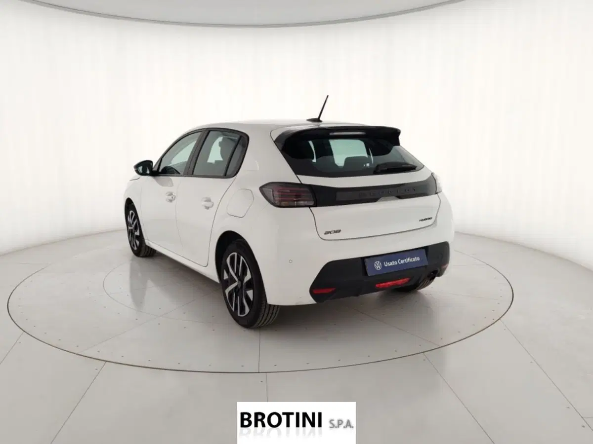 Peugeot 208 usata a Massa-Carrara (2)