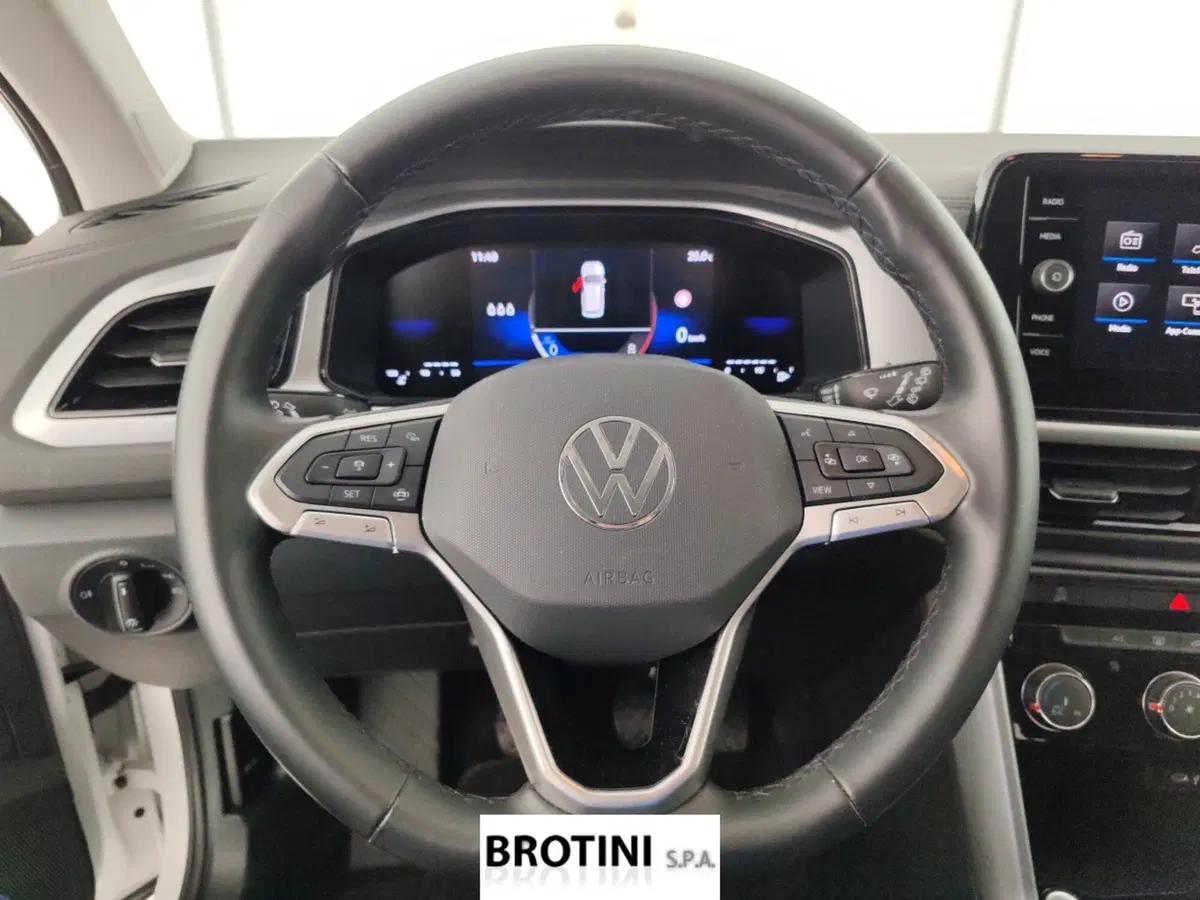 Volkswagen T-Roc usata a Massa-Carrara (13)