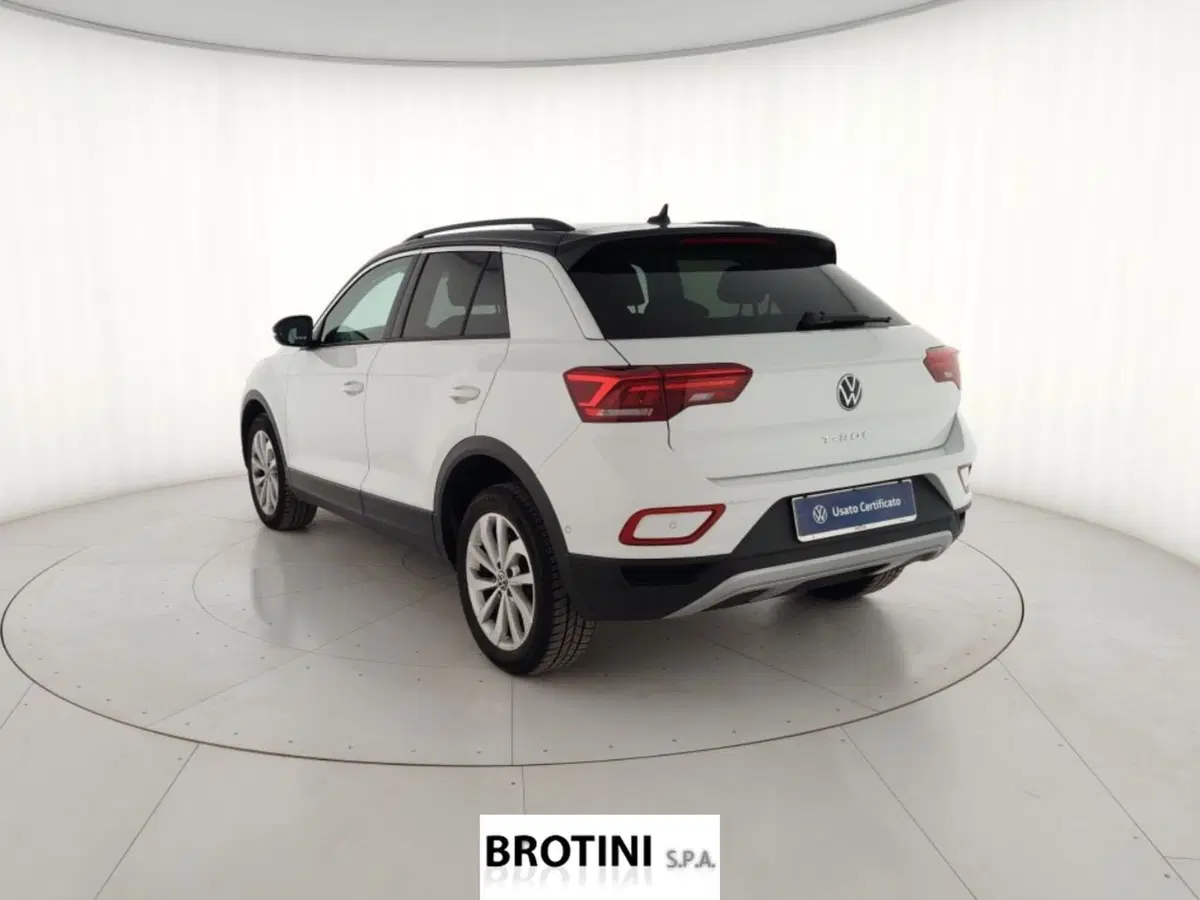 Volkswagen T-Roc usata a Massa-Carrara (2)