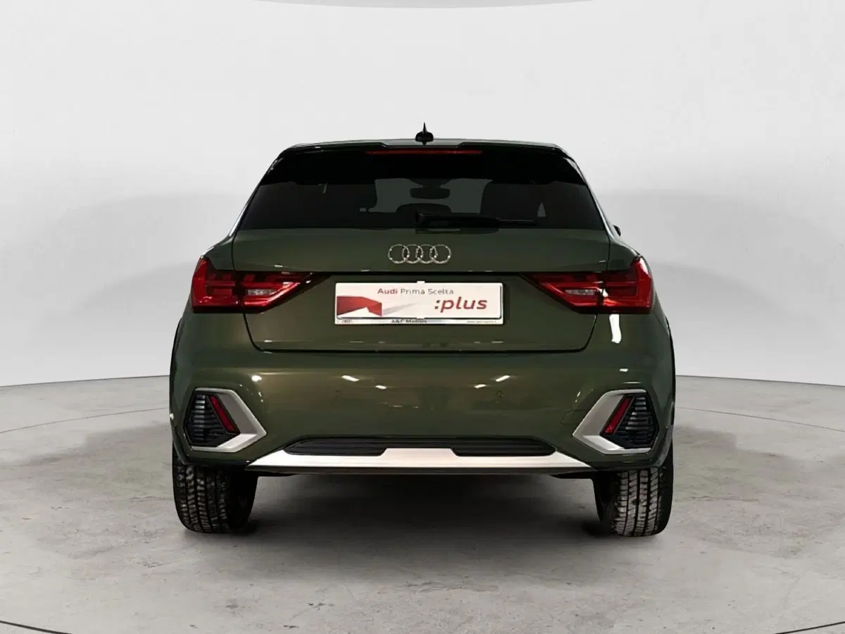 Audi A1 allstreet usata a Napoli (5)