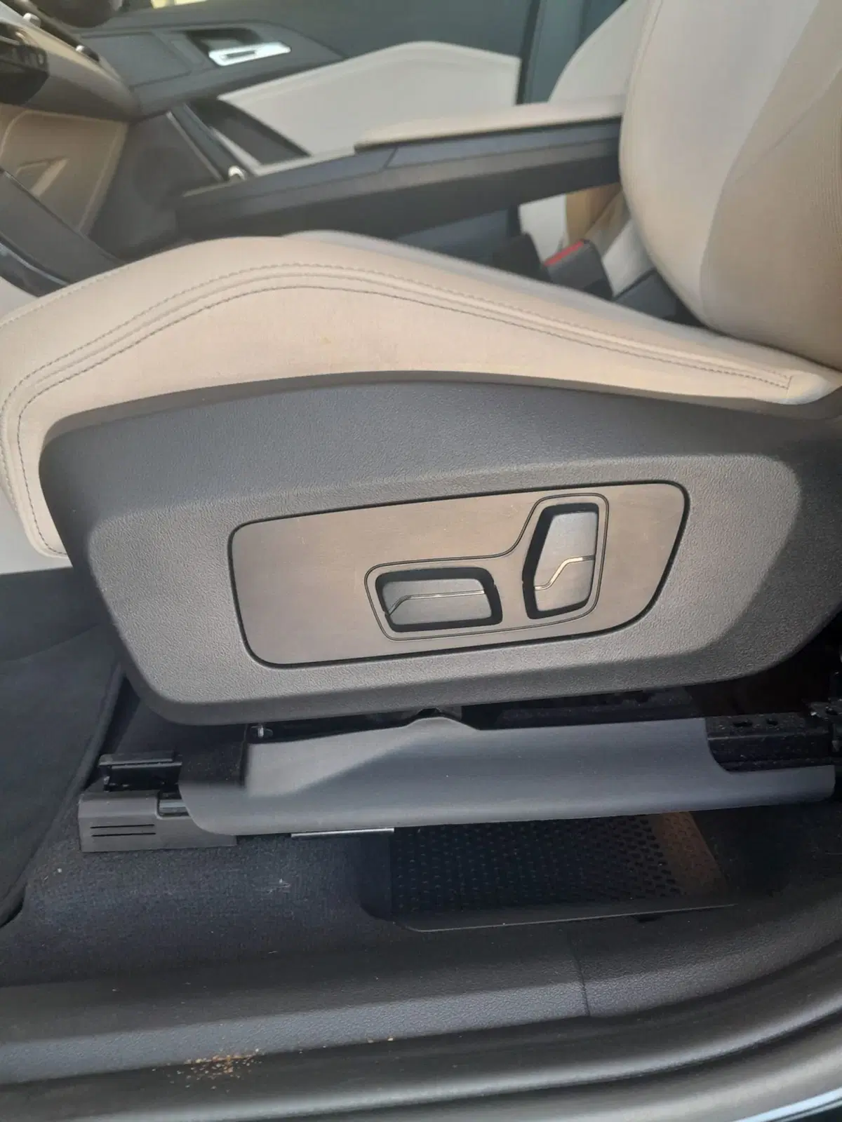 BMW X1 usata a Asti (18)