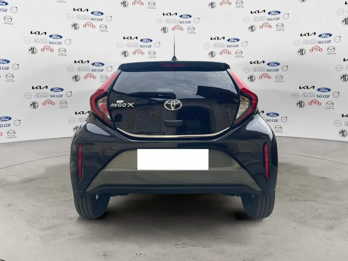 Toyota Aygo X usata a Vercelli (5)