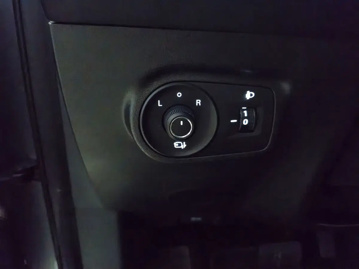 Mg ZS usata a Vercelli (17)
