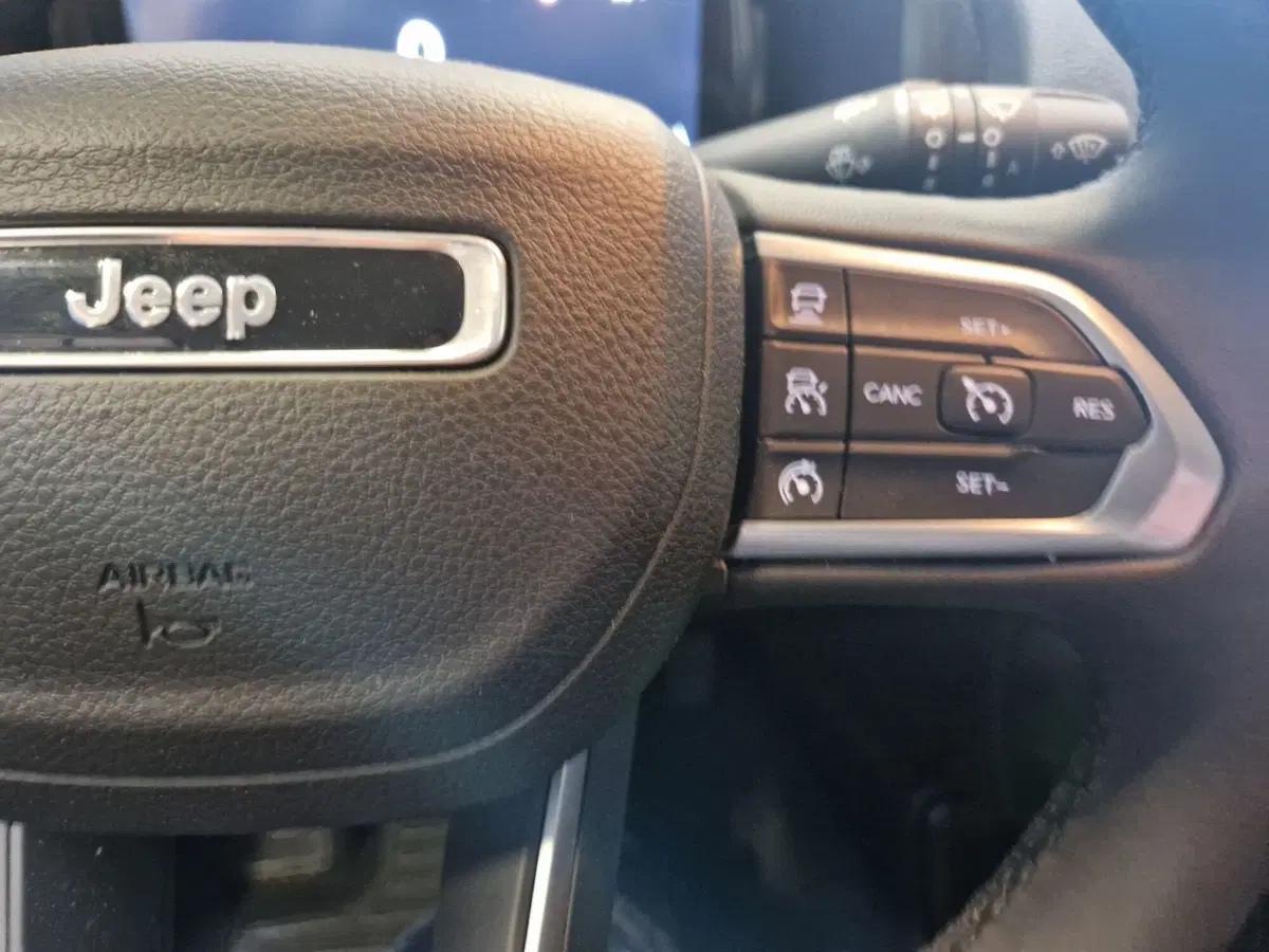 Jeep Renegade usata a Varese (16)