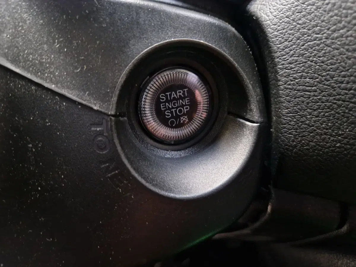 Jeep Renegade usata a Varese (18)