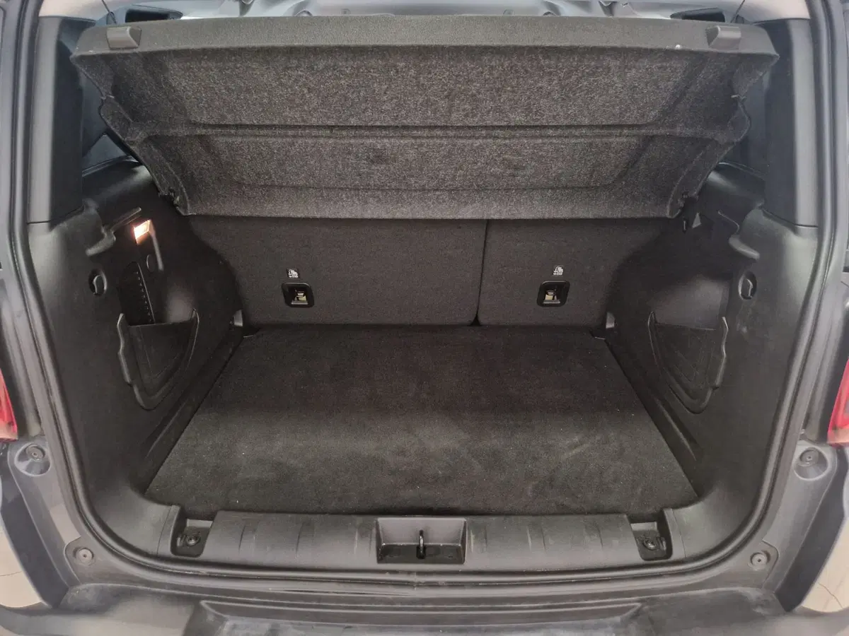 Jeep Renegade usata a Varese (5)