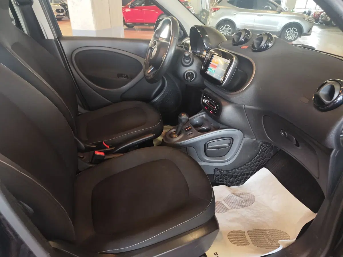 smart forfour usata a Milano (18)