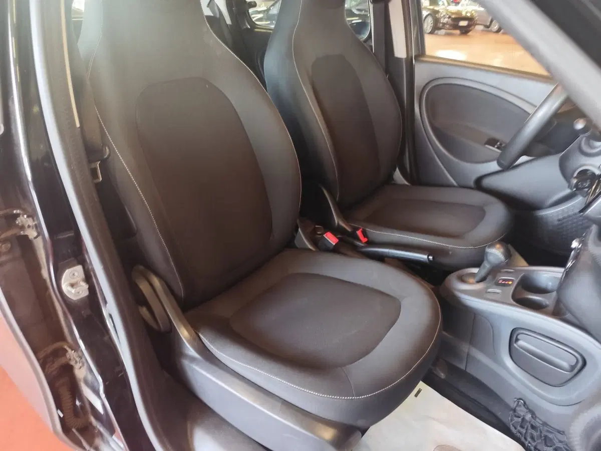 smart forfour usata a Milano (19)