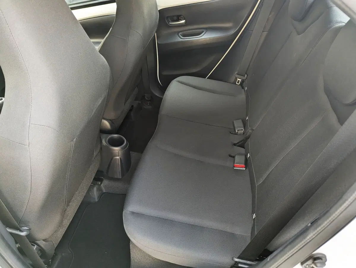 Toyota Aygo X usata a Pescara (14)