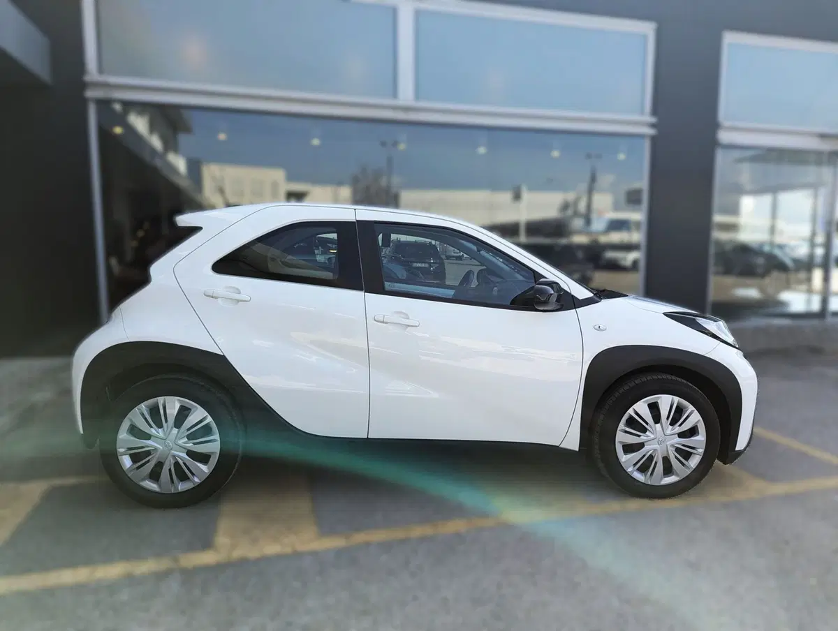 Toyota Aygo X usata a Pescara (4)