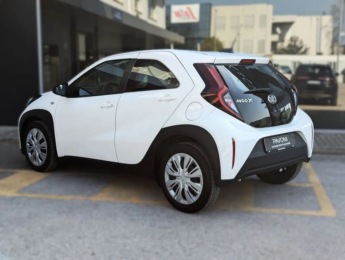 Toyota Aygo X usata a Pescara (5)