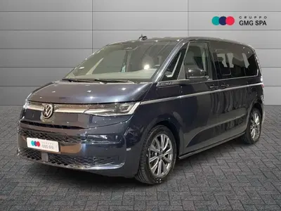 Volkswagen Multivan Lungo 1.5 phev Style 4motion 245cv dsg 7p.ti del 2025 usata a Vinci
